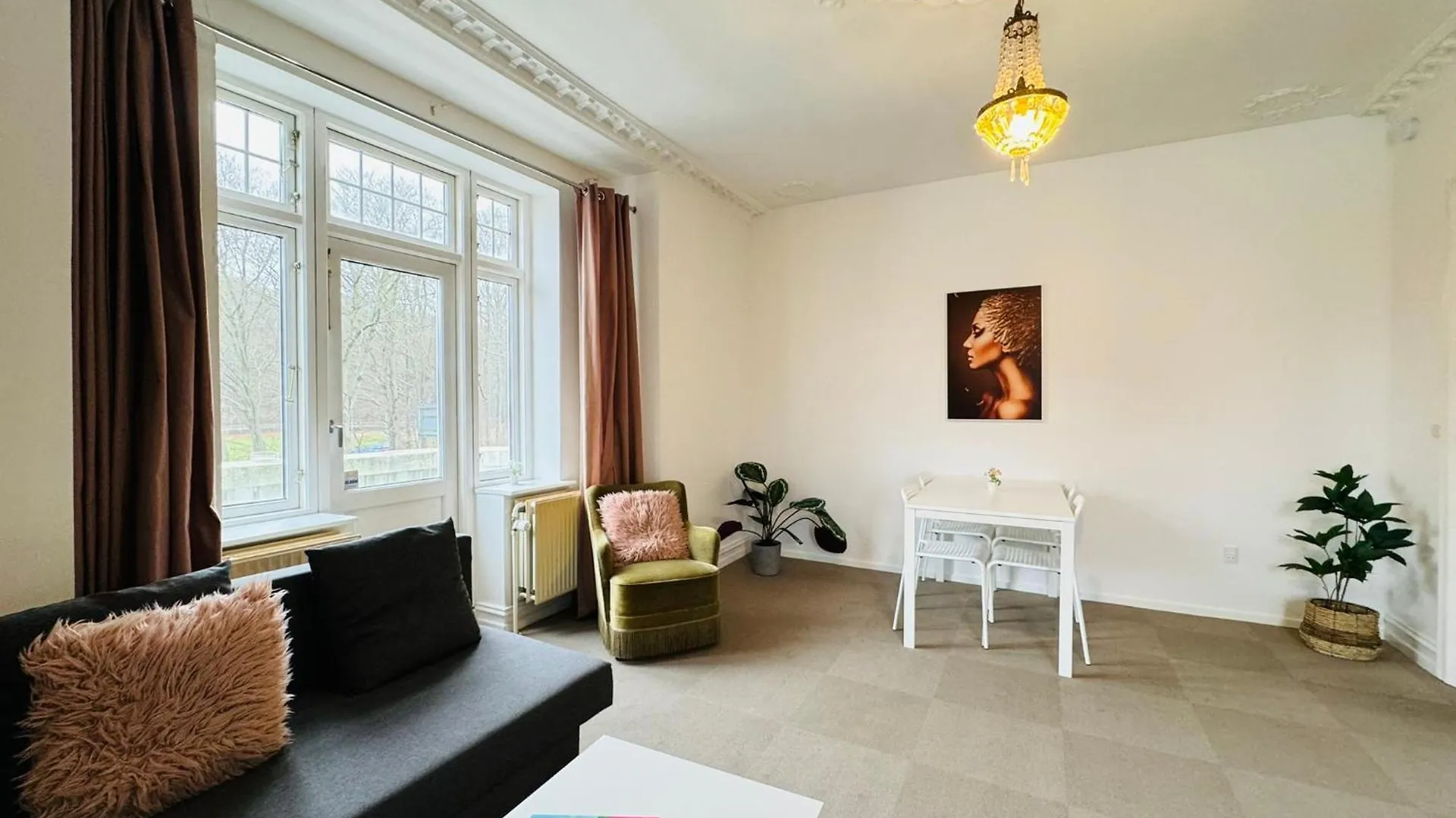 Aday - Villa Firenze - 2 Bedrooms Bright Apartment 奥尔堡